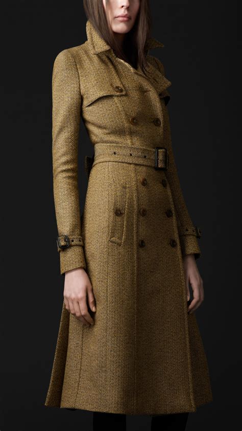 burberry prorsum trench coat ads 2011|burberry trench coat wool collar.